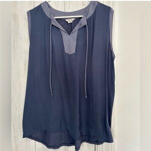 Sweet Grey Women’s Blue Sleeveless V-neck Top